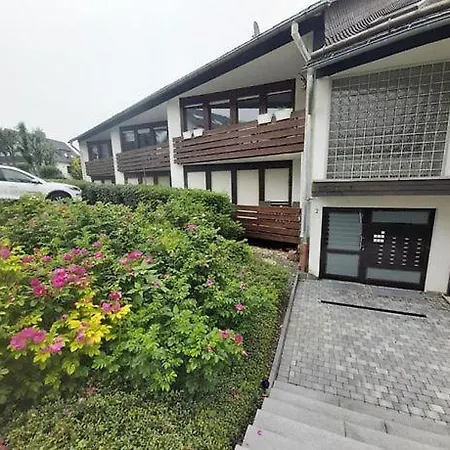 Hause Iris Apartment